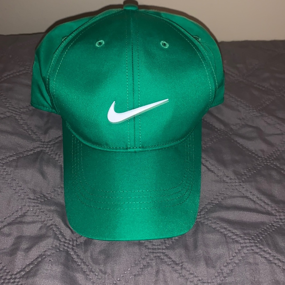 Brand New Green Nike Baseball/Golf Cap